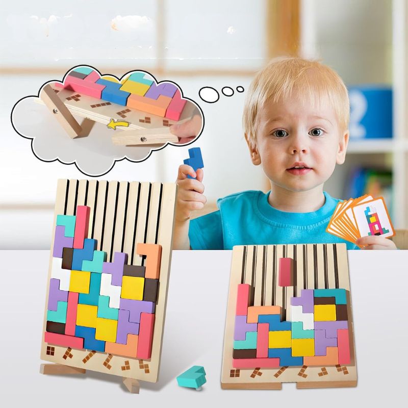 Bébé garçon joue puzzle Tetris bois chevalet double face blocs colorés cartes - jouet éducatif dès 3 ans - Atelier Puzzle