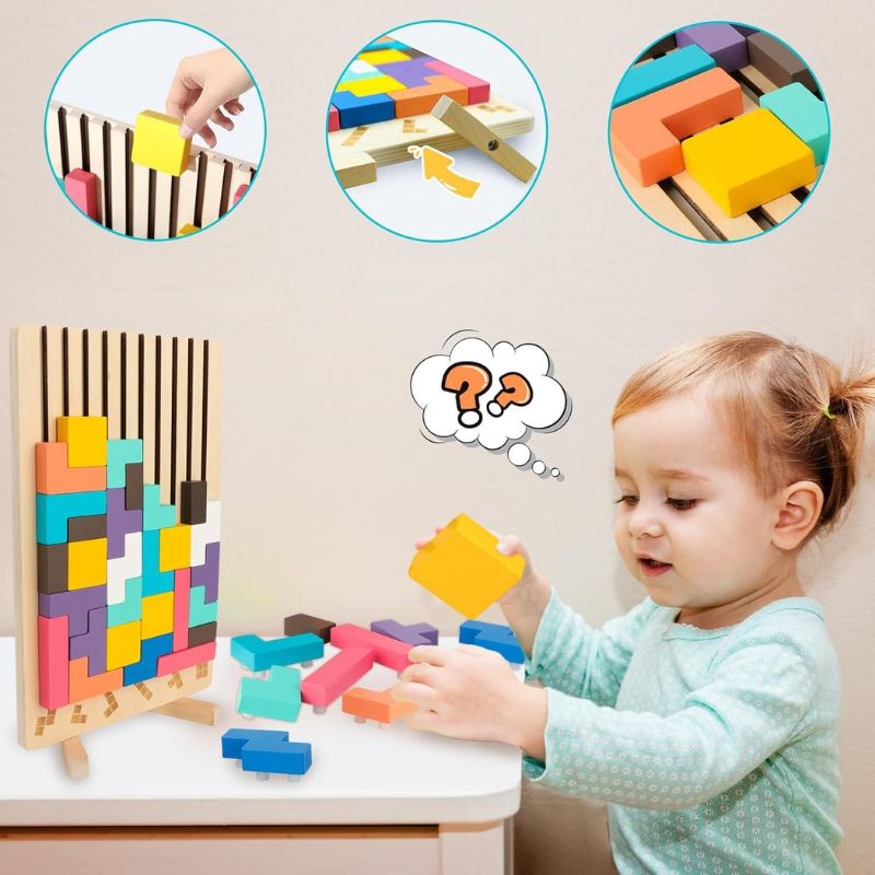 Petite fille qui réfléchit devant puzzle Tetris bois chevalet blocs colorés - jeu logique autonomie enfant 3 ans - Atelier Puzzle
